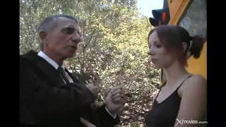 ���ລະສ່ຽງໄຟສາວຄີກົ້,blowjob