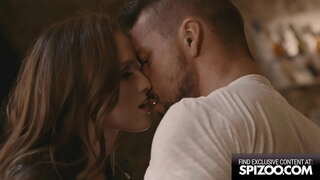 שלאַנק שיינקייט ליב פּלייינג מיט פרעמדע