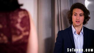 Prom شب نیمه Kindles شور و شوق بین Bro Sis و